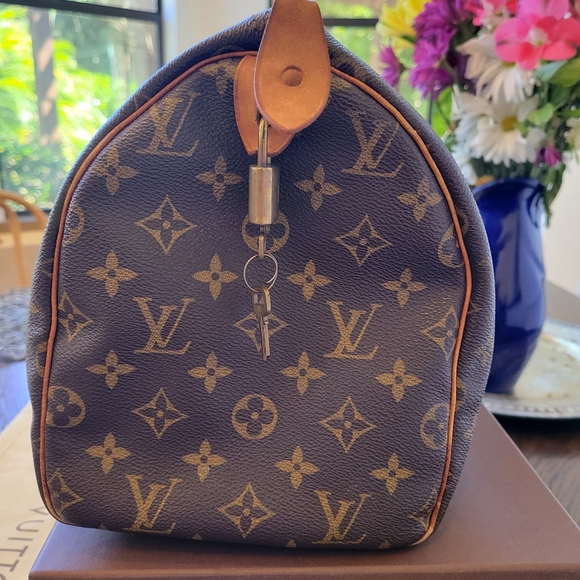 Louis Vuitton - Speedy - EUC - Picture 3 of 16